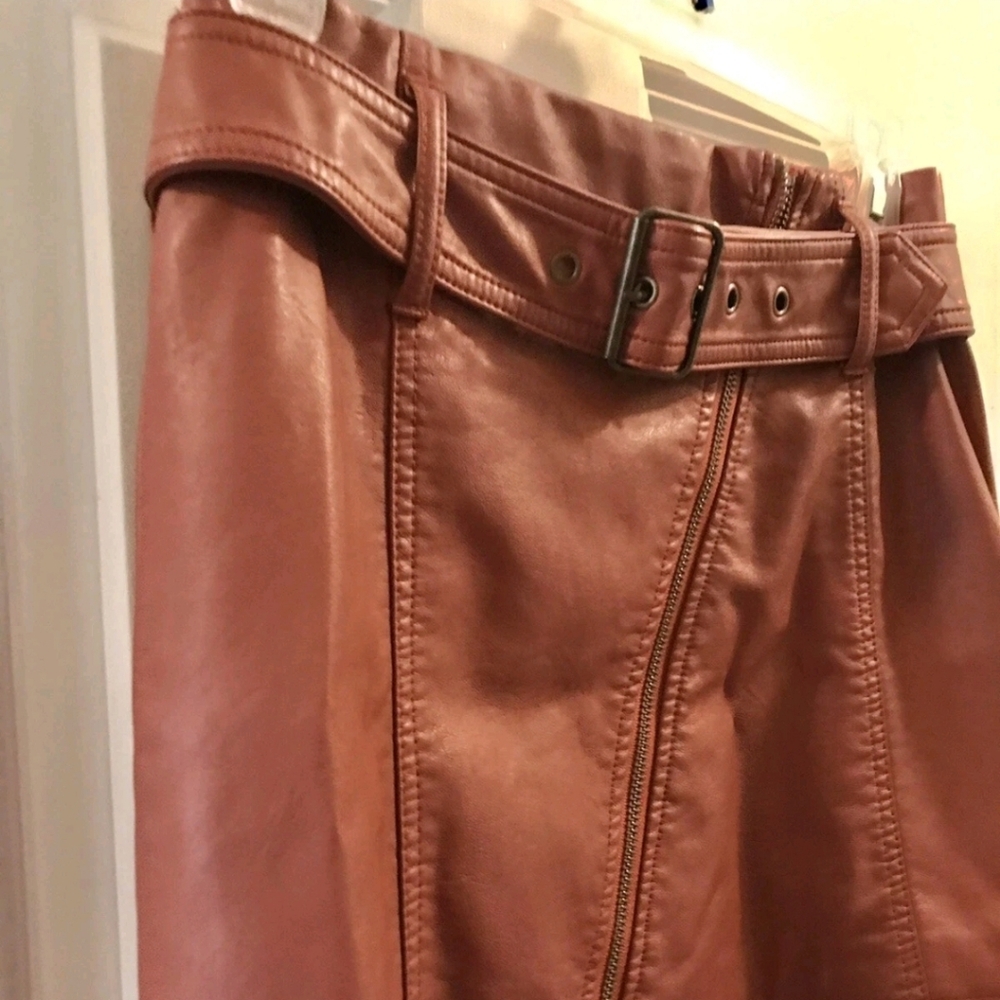 Leather Mini Skirt - Picture 4 of 7